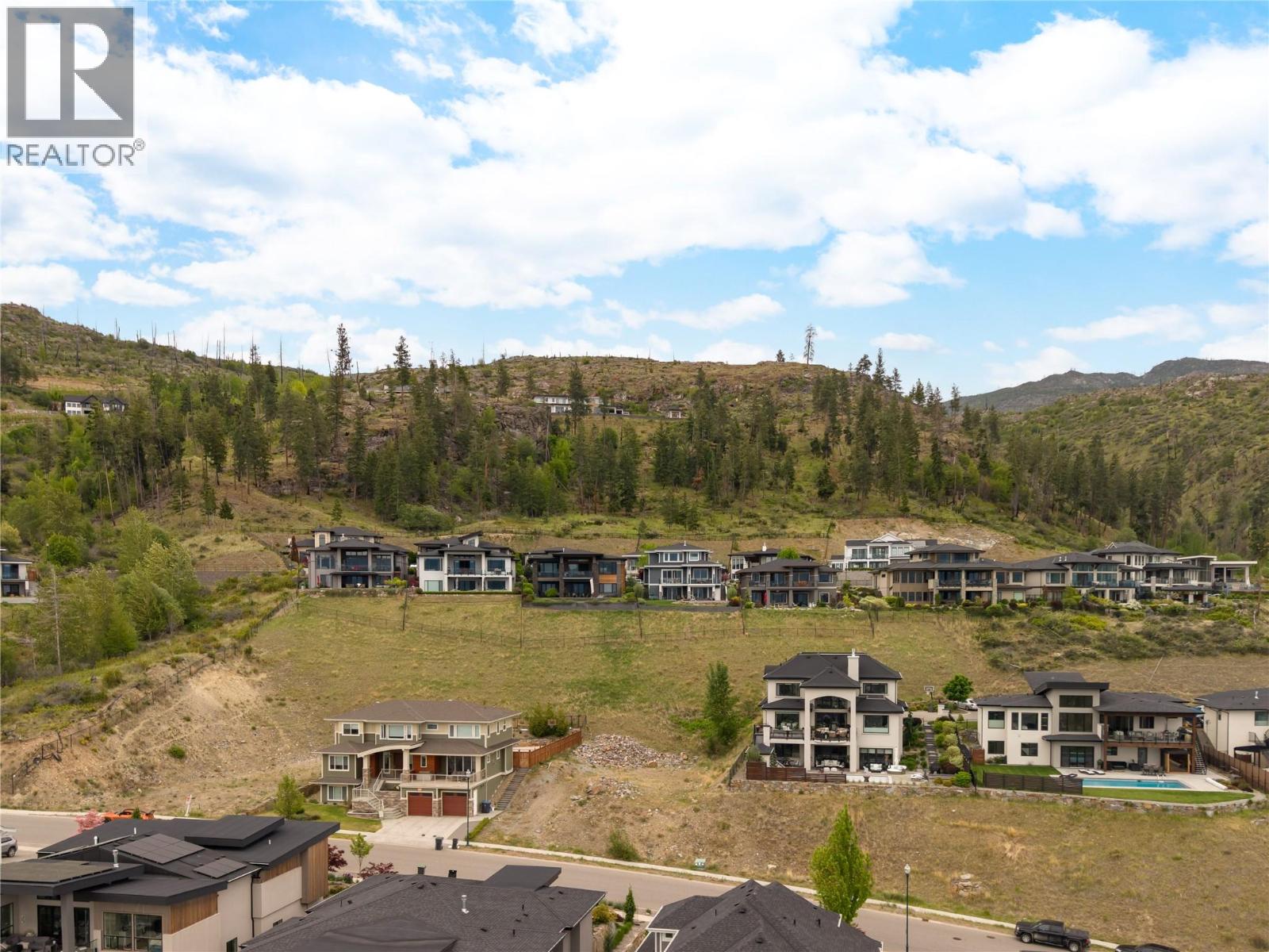 5677 Mountainside Drive, Kelowna, British Columbia  V1W 5L5 - Photo 23 - 10387207