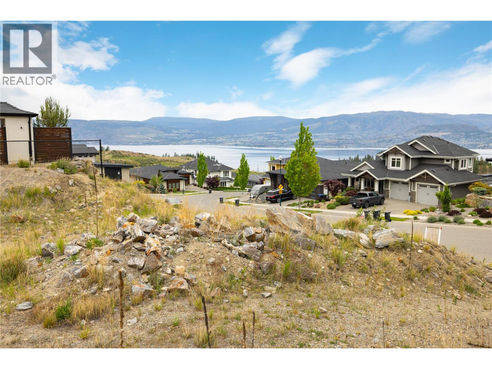 5677 Mountainside Drive, Kelowna, British Columbia  V1W 5L5 - Photo 8 - 10387207