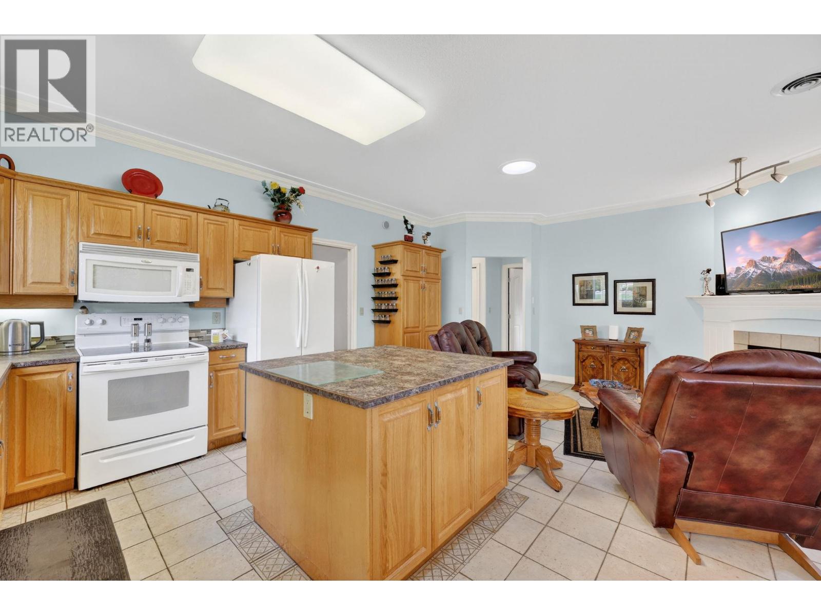 3360 Old Okanagan Highway Unit# 212, West Kelowna, British Columbia  V4T 1X9 - Photo 12 - 10387126