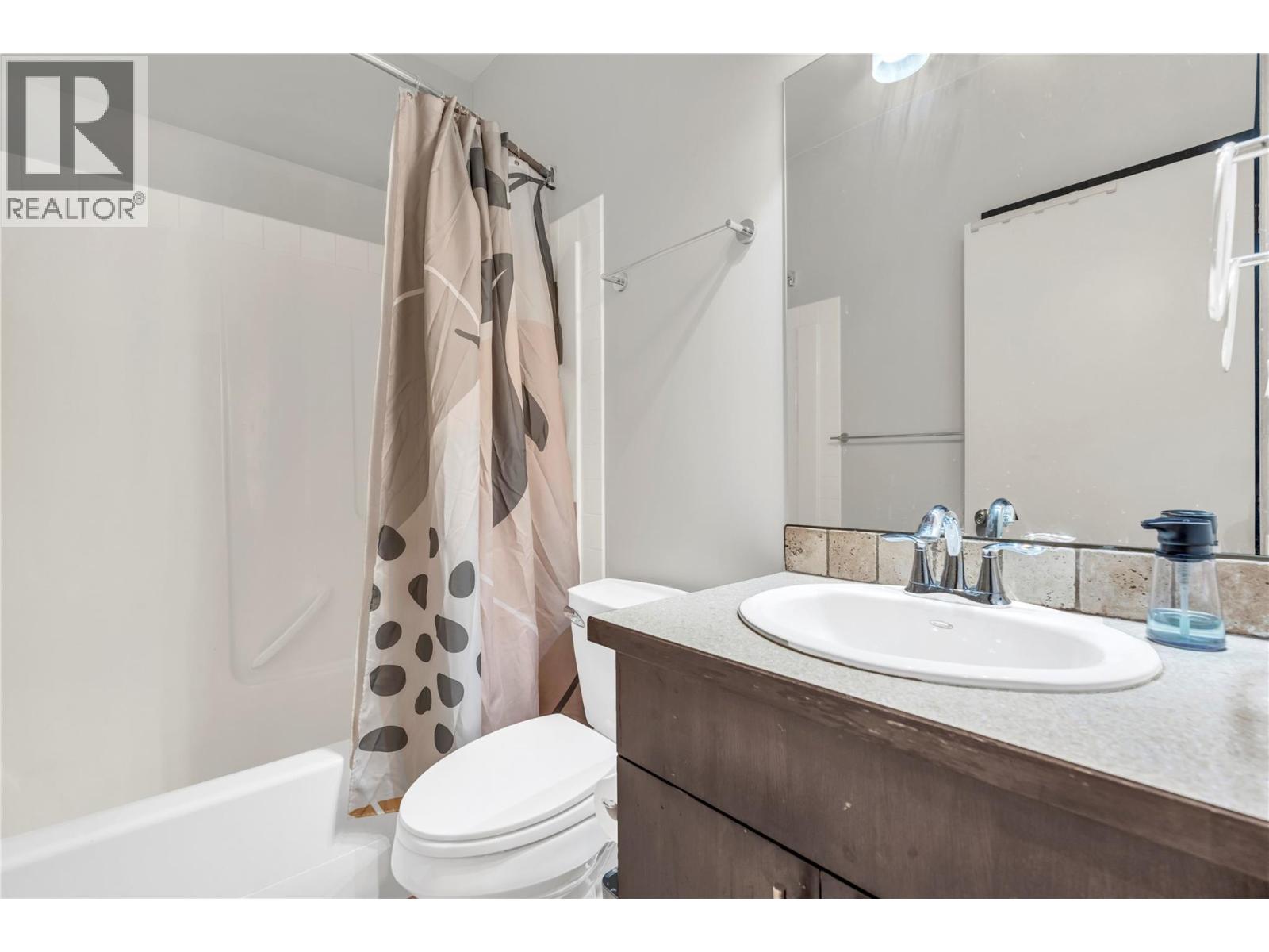 653 Papineau Street Unit# 102, Penticton, British Columbia  V2A 4X8 - Photo 12 - 10387419