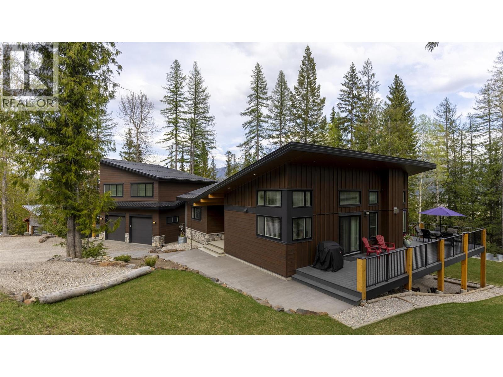 9 Lodge Trail Lane, fernie, British Columbia