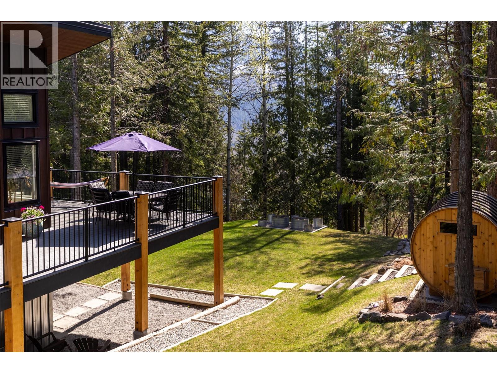 9 Lodge Trail Lane, Fernie, British Columbia  V0B 1M5 - Photo 6 - 10387506