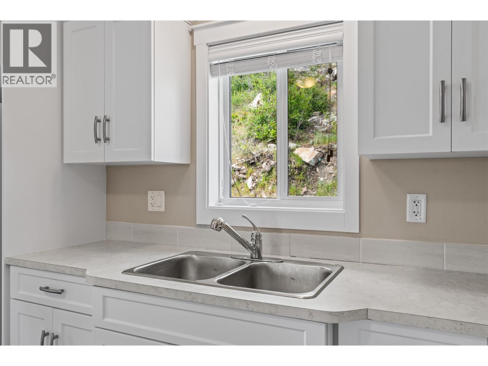 654 Udell Road, Vernon, British Columbia  V1H 2G3 - Photo 13 - 10387487