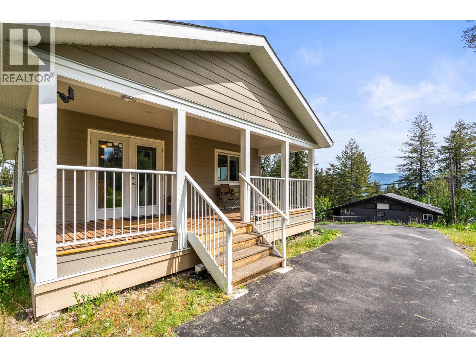 654 Udell Road, Vernon, British Columbia  V1H 2G3 - Photo 5 - 10387487