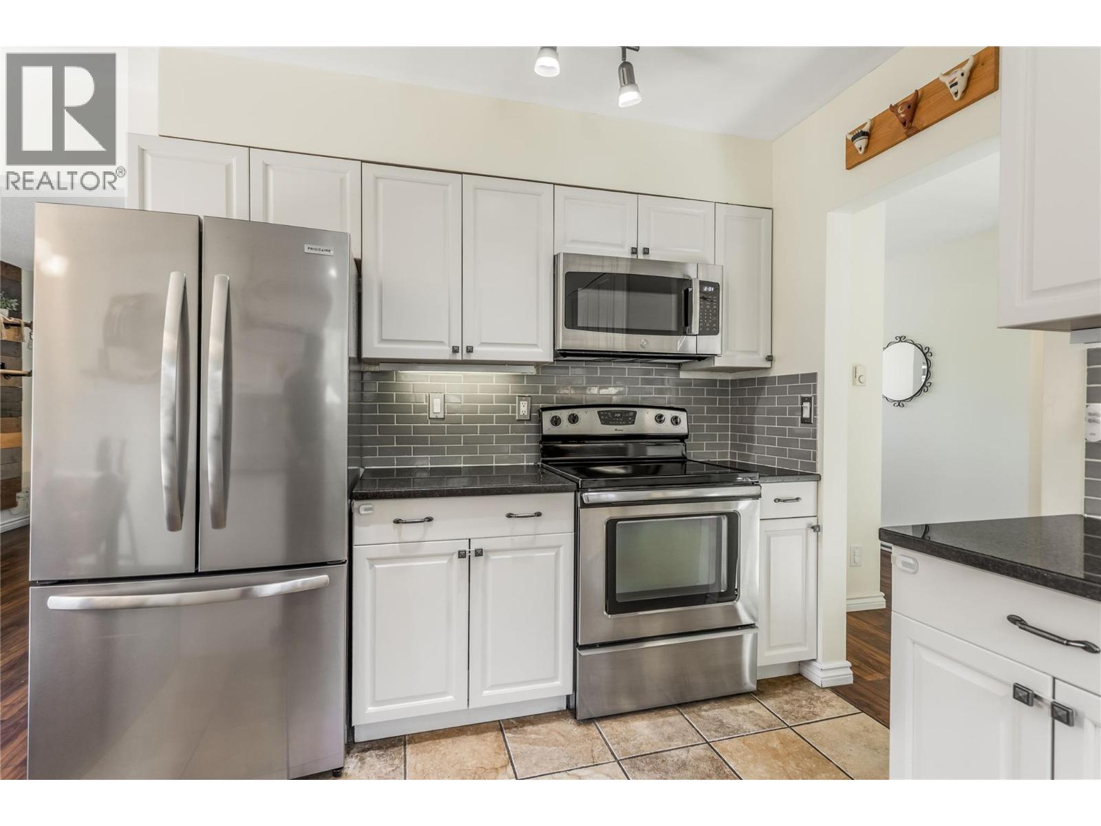 1385 Orchard Drive, Kelowna, British Columbia  V1Y 3V1 - Photo 10 - 10386899