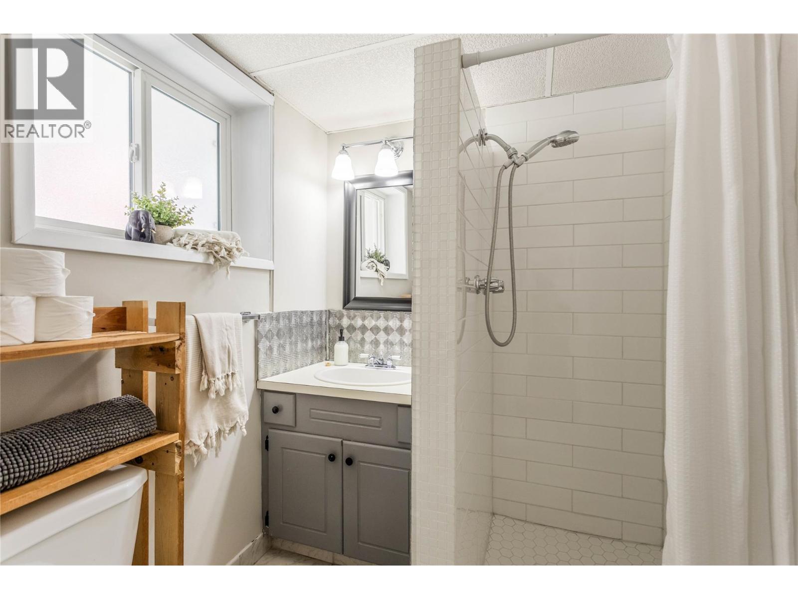 1385 Orchard Drive, Kelowna, British Columbia  V1Y 3V1 - Photo 19 - 10386899