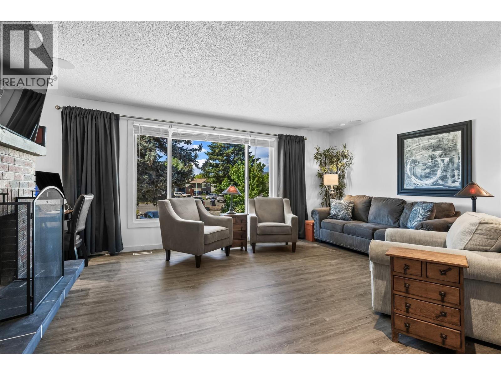 992 Grenfell Court, Kelowna, British Columbia  V1Y 8C5 - Photo 10 - 10386422