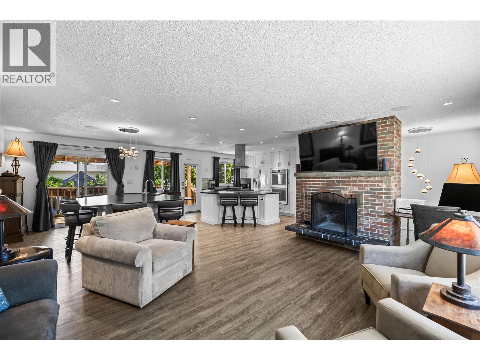 992 Grenfell Court, Kelowna, British Columbia  V1Y 8C5 - Photo 12 - 10386422