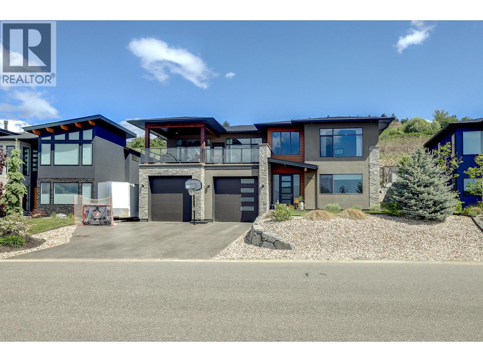 7144 Apex Drive, Vernon, British Columbia  V1B 4E4 - Photo 2 - 10385918