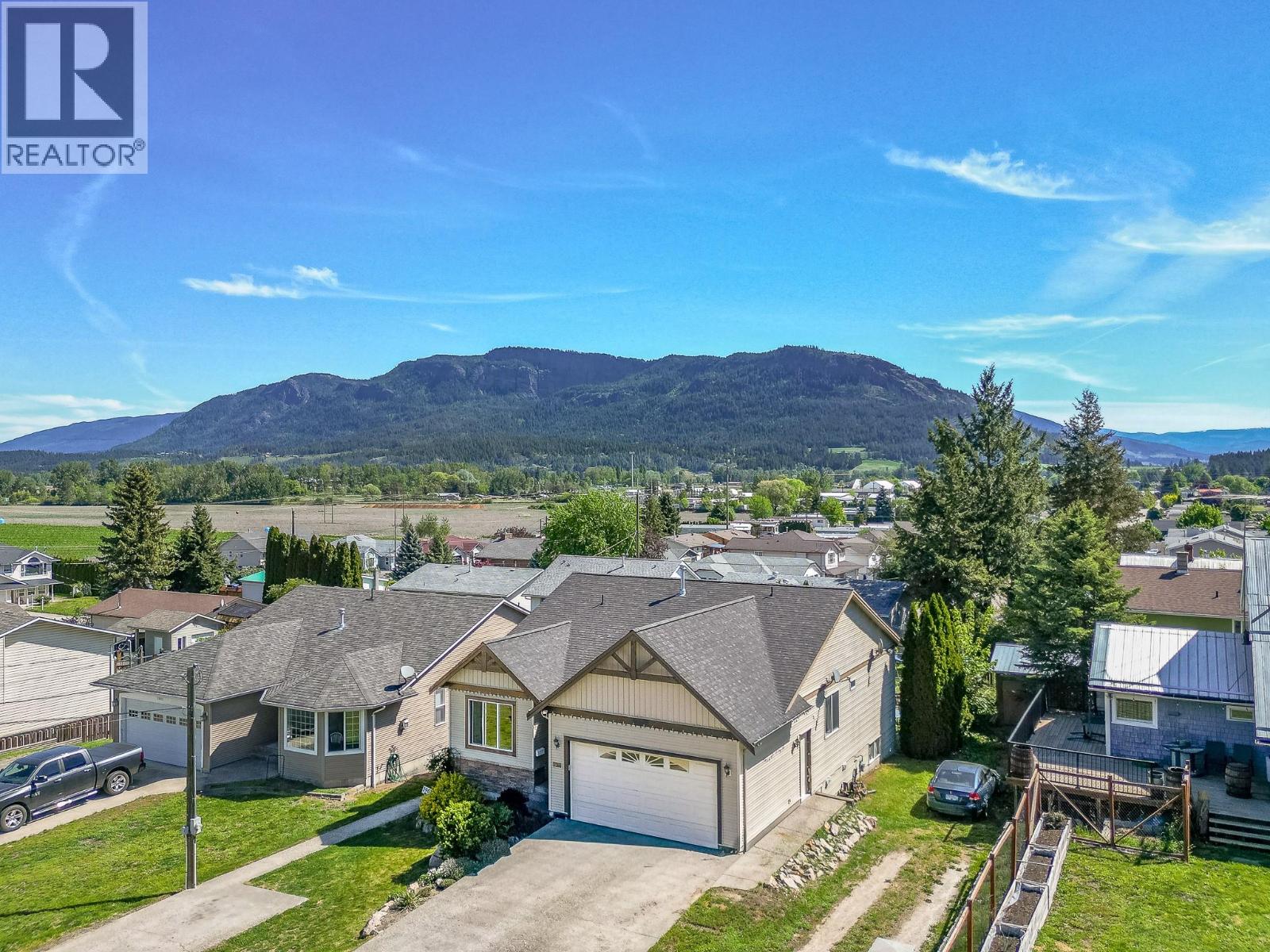 1903 Northern Street, Enderby, British Columbia  V0E 1V0 - Photo 2 - 10386979