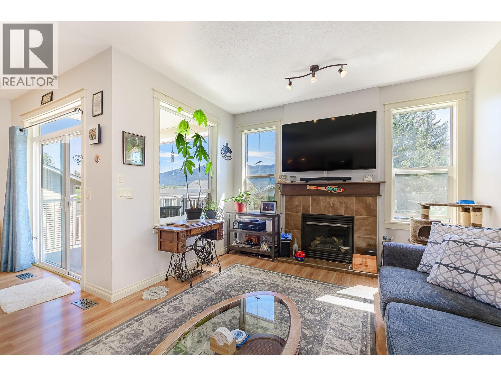 1903 Northern Street, Enderby, British Columbia  V0E 1V0 - Photo 4 - 10386979