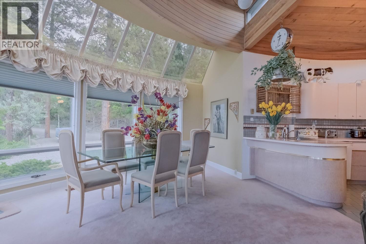 3145 Juniper Drive, Penticton, British Columbia  V2A 7Y1 - Photo 13 - 10386939