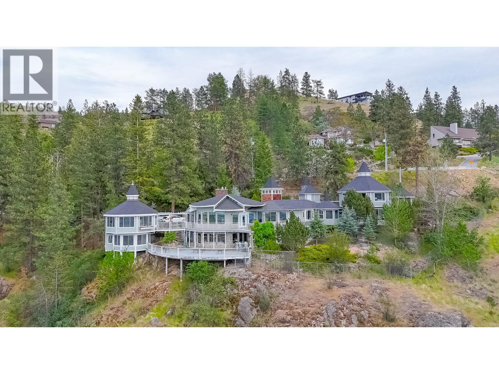 3145 Juniper Drive, Penticton, British Columbia  V2A 7Y1 - Photo 3 - 10386939