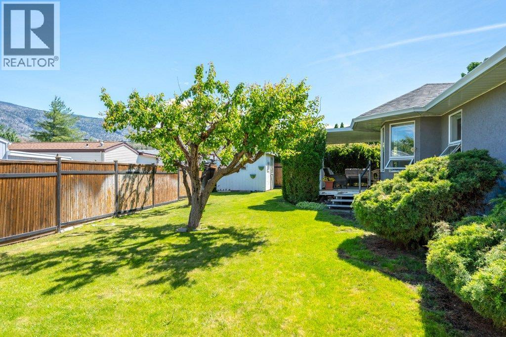 810 Merlot Avenue, Oliver, British Columbia  V0H 1T4 - Photo 2 - 10386838