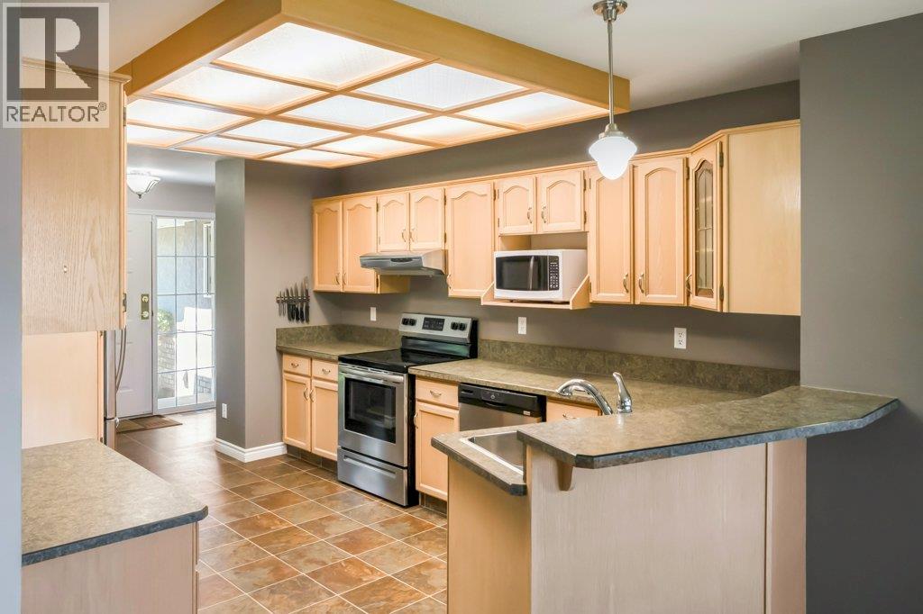 810 Merlot Avenue, Oliver, British Columbia  V0H 1T4 - Photo 29 - 10386838