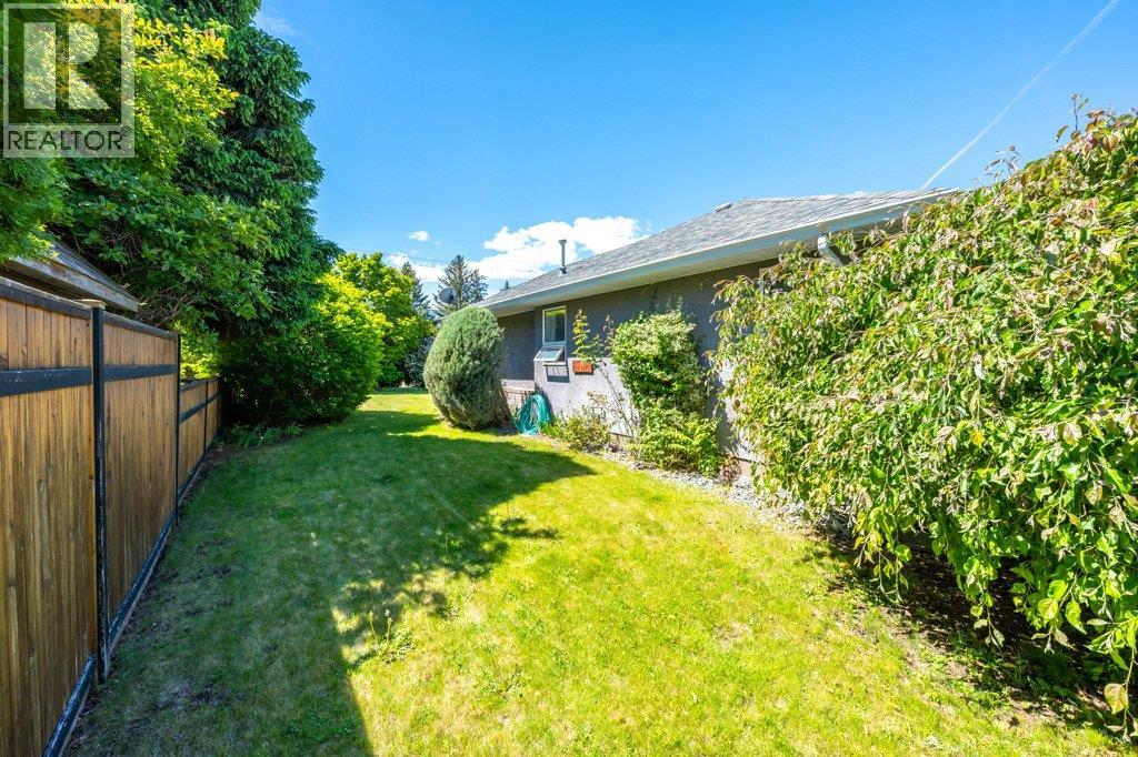 810 Merlot Avenue, Oliver, British Columbia  V0H 1T4 - Photo 51 - 10386838