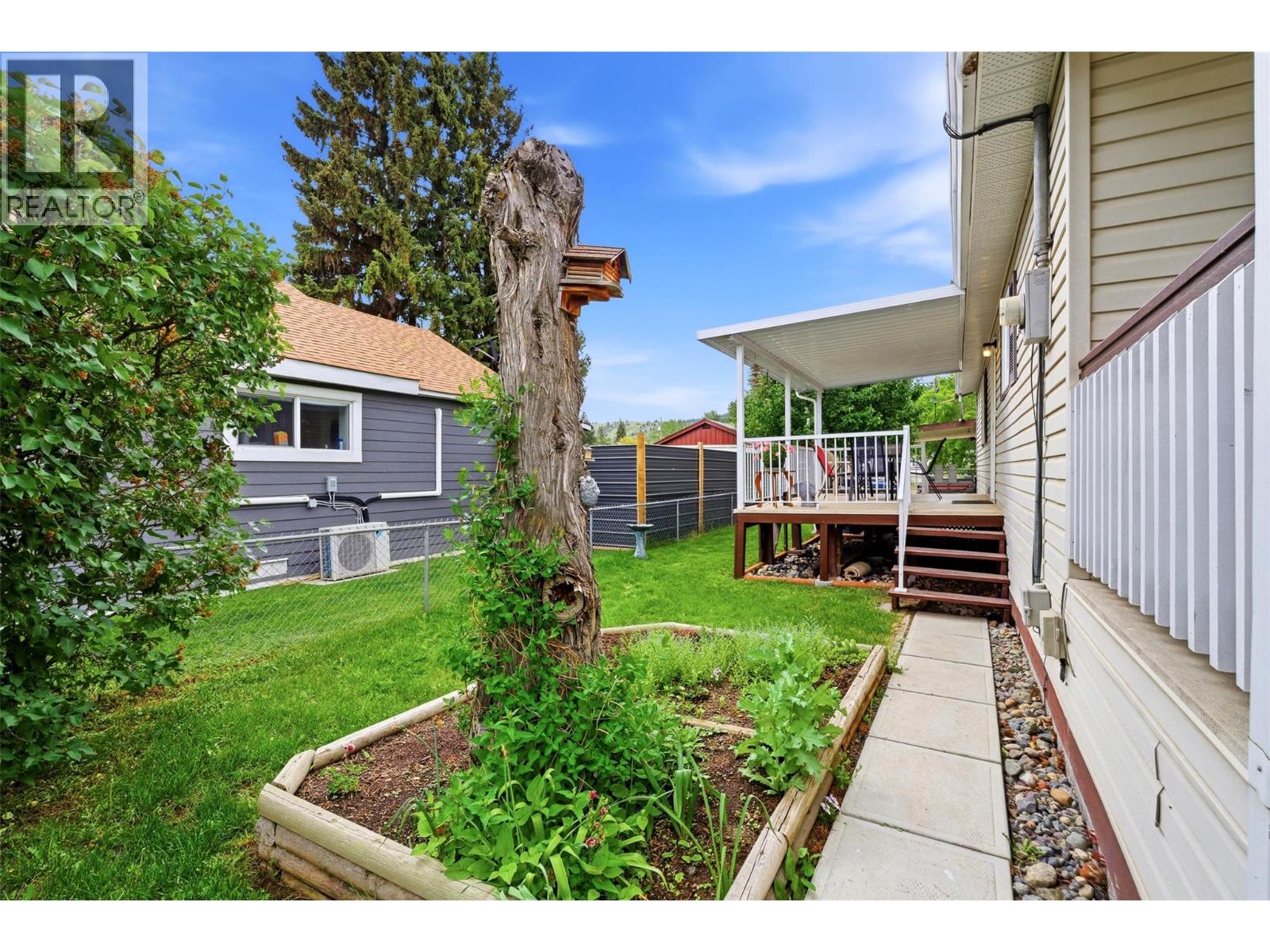 1544 Canford Avenue, Merritt, British Columbia  V1K 1B8 - Photo 3 - 10387546
