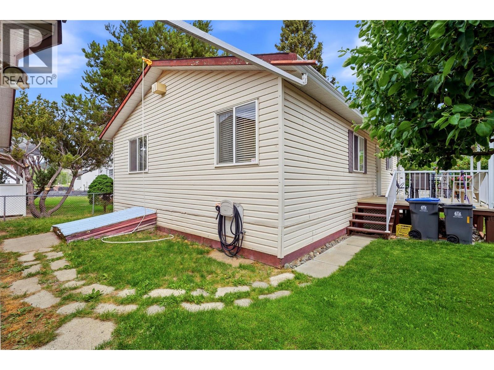 1544 Canford Avenue, Merritt, British Columbia  V1K 1B8 - Photo 42 - 10387546