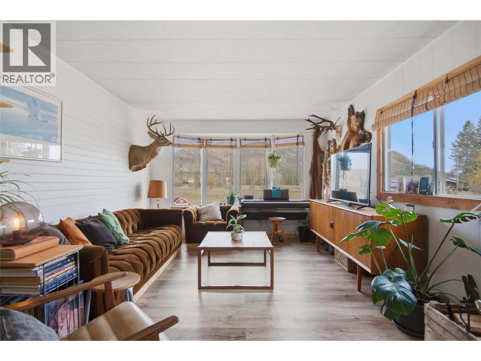 4048 Dixon Mountain Road, Barriere, British Columbia  V0E 1E0 - Photo 14 - 10385247