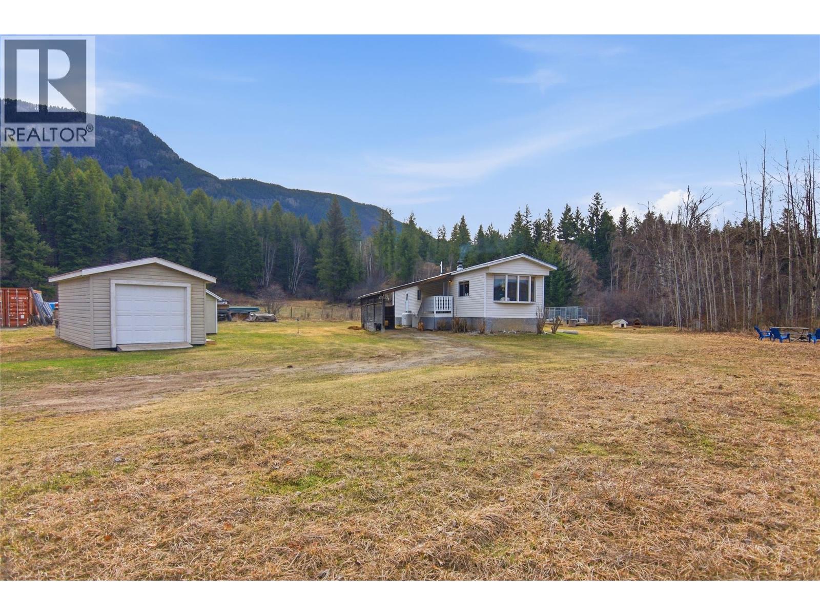 4048 Dixon Mountain Road, Barriere, British Columbia  V0E 1E0 - Photo 3 - 10385247