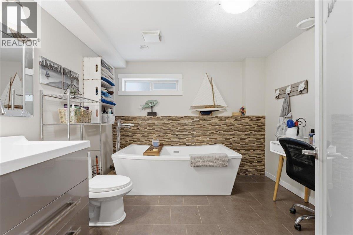 309 Killarney Way, Vernon, British Columbia  V1H 2C5 - Photo 21 - 10387544