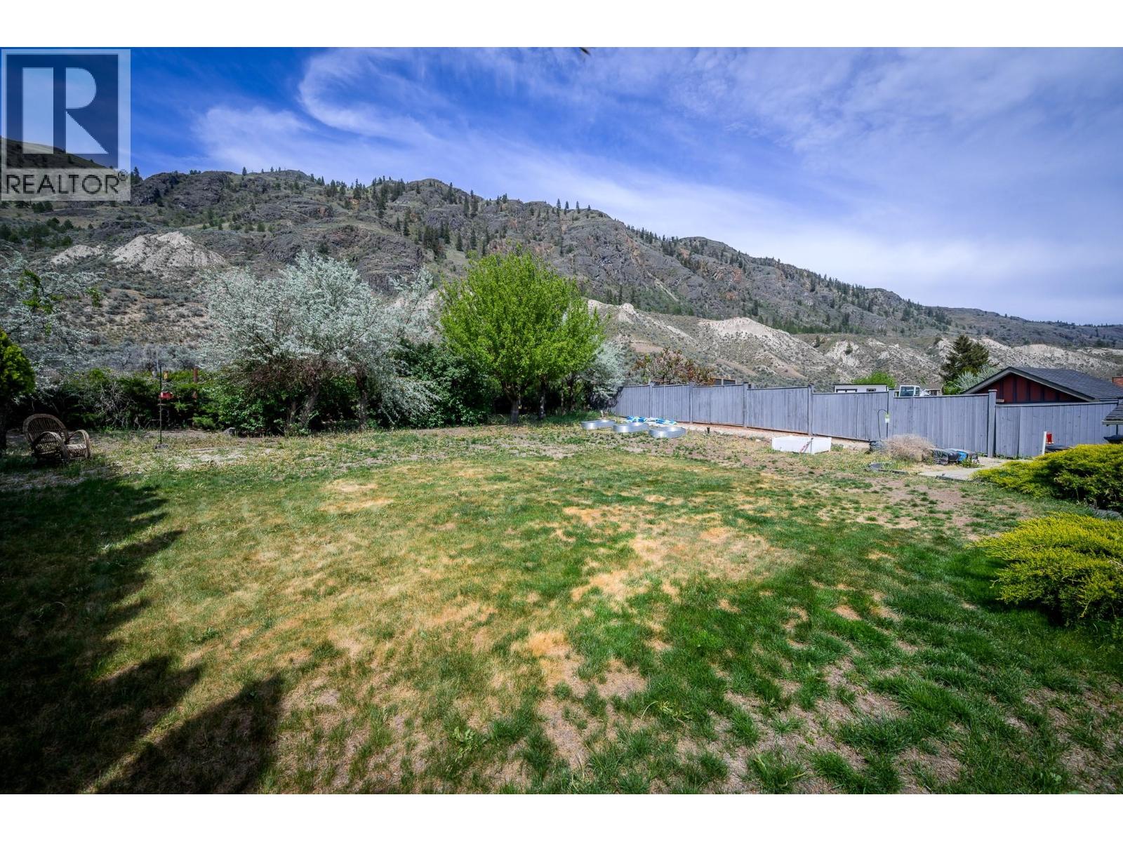 3445 Navatanee Drive, Kamloops, British Columbia  V2H 1S1 - Photo 27 - 10387412