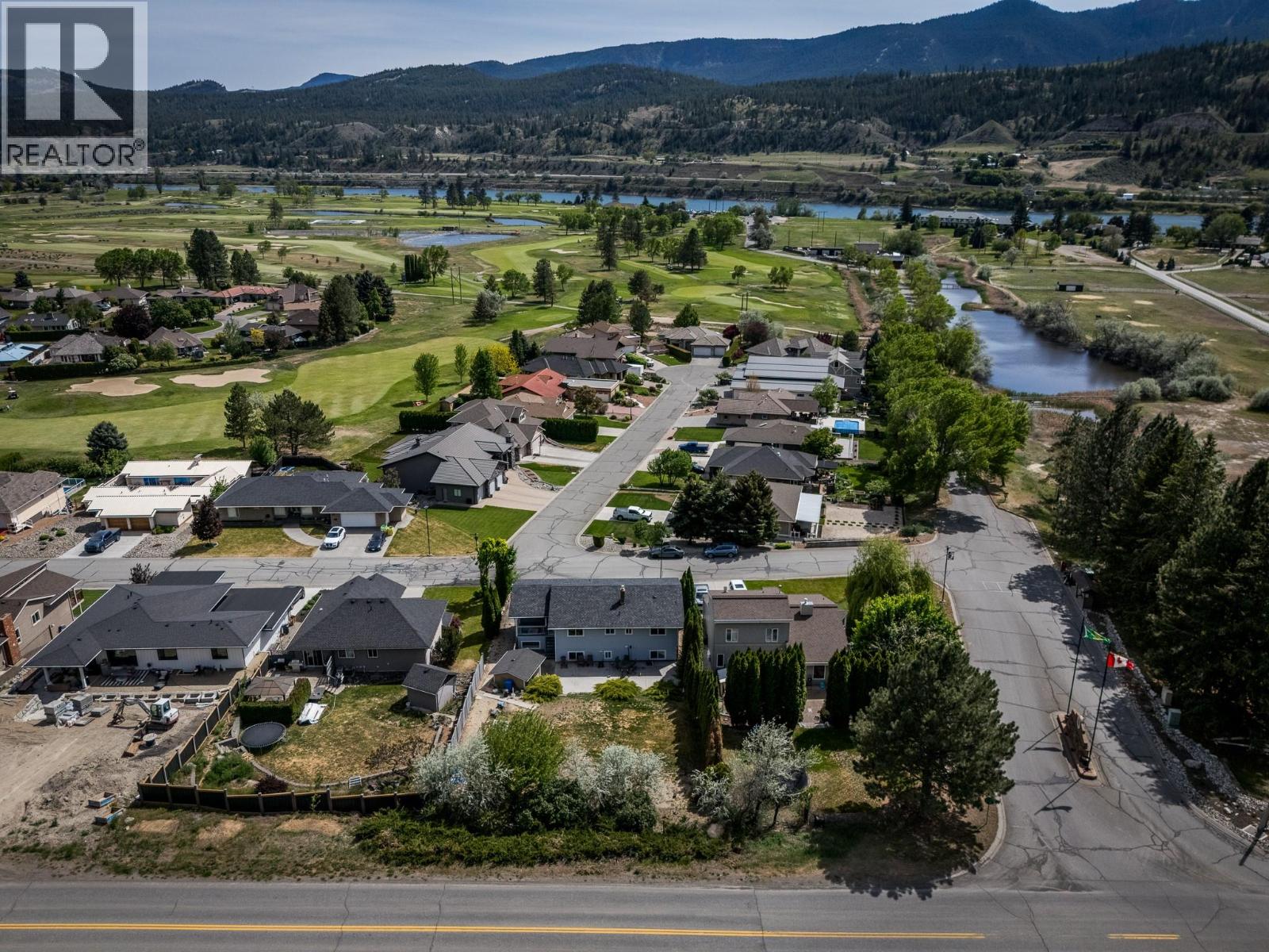 3445 Navatanee Drive, Kamloops, British Columbia  V2H 1S1 - Photo 34 - 10387412