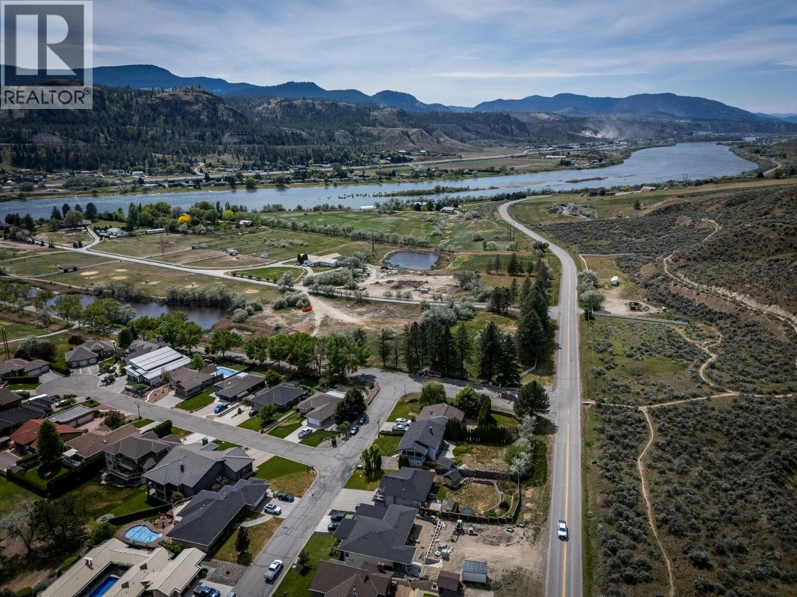 3445 Navatanee Drive, Kamloops, British Columbia  V2H 1S1 - Photo 39 - 10387412