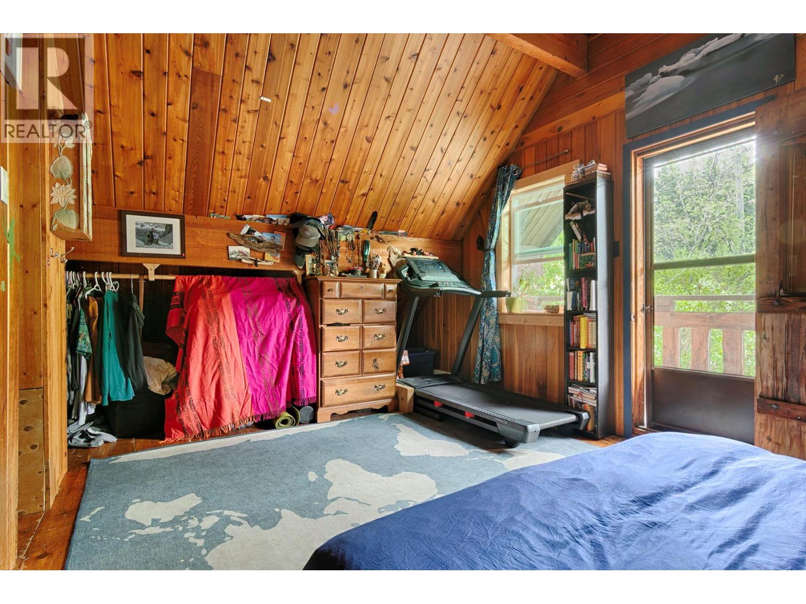 1013 Slocan Street, Slocan, British Columbia  V1L 2C0 - Photo 17 - 10387377
