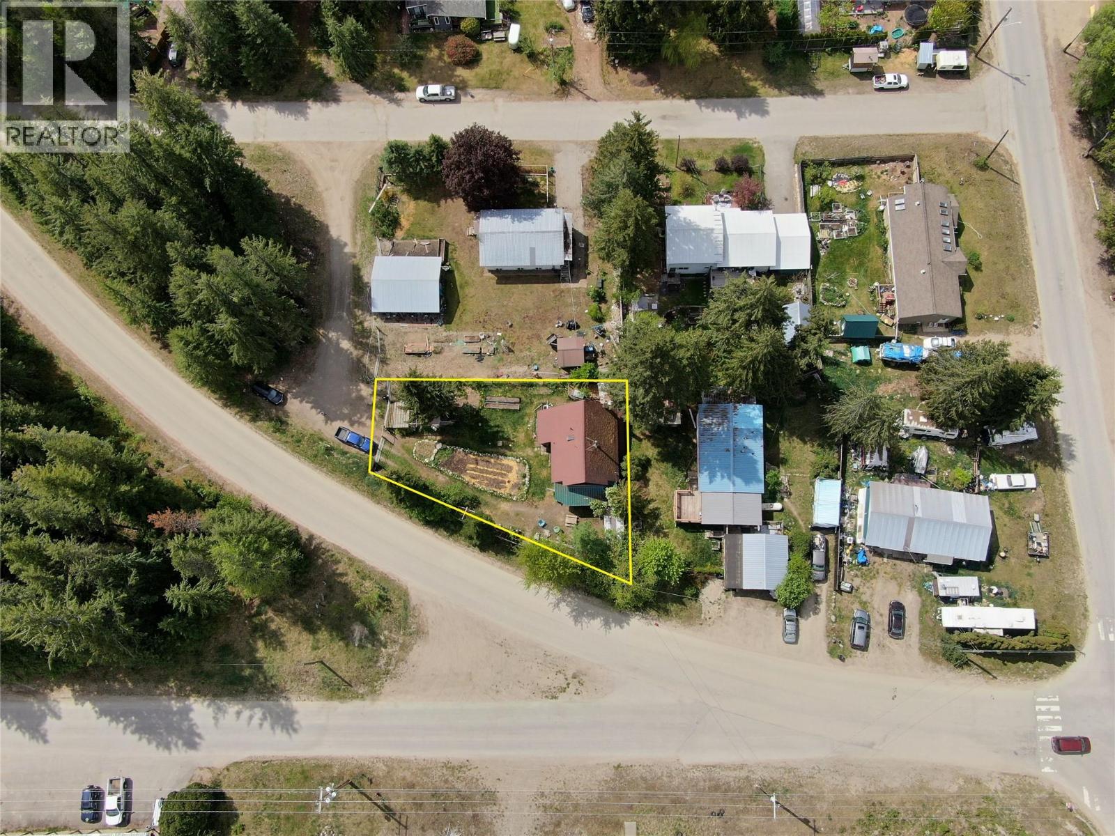 1013 Slocan Street, Slocan, British Columbia  V1L 2C0 - Photo 24 - 10387377