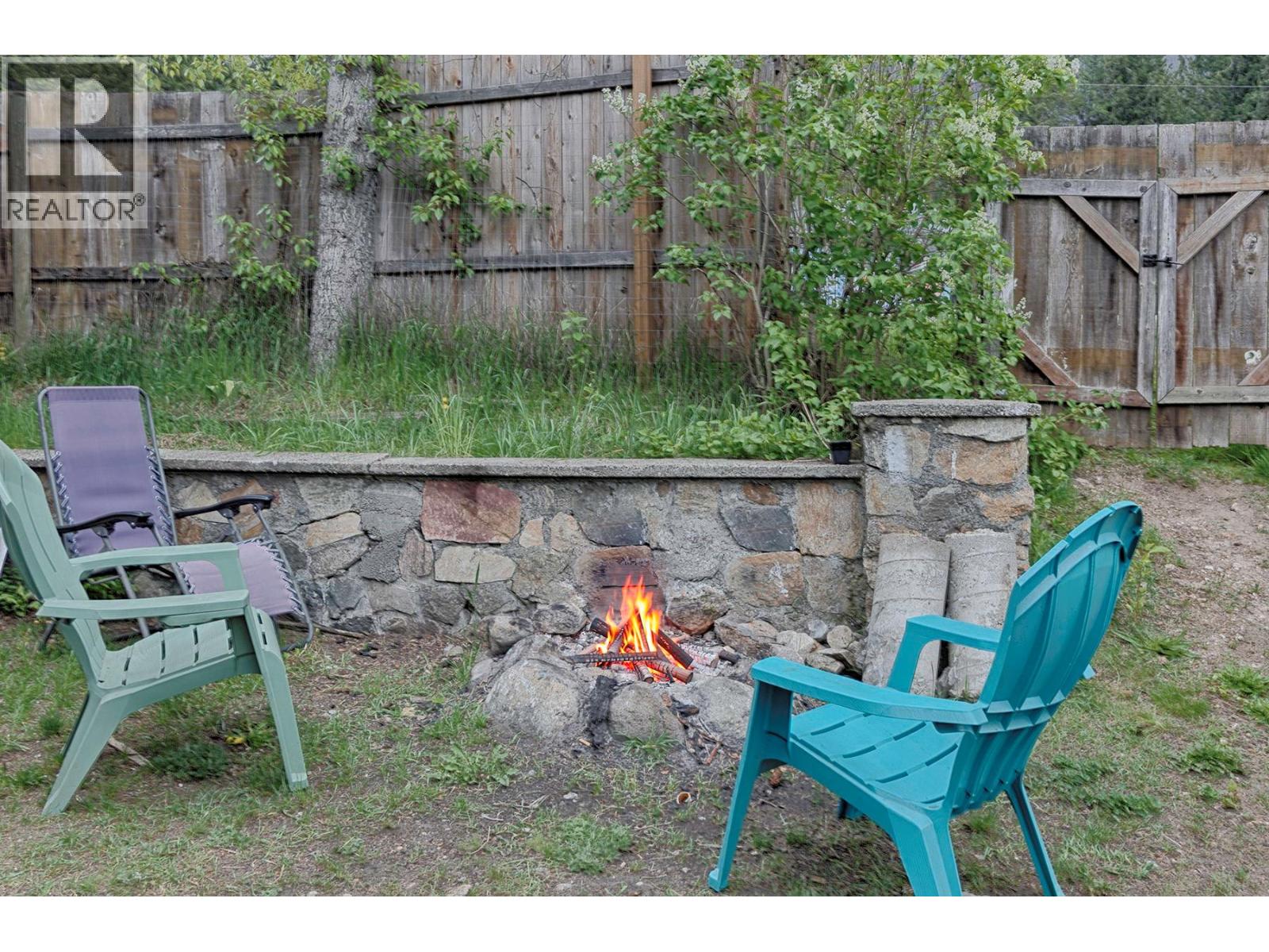 1013 Slocan Street, Slocan, British Columbia  V1L 2C0 - Photo 28 - 10387377