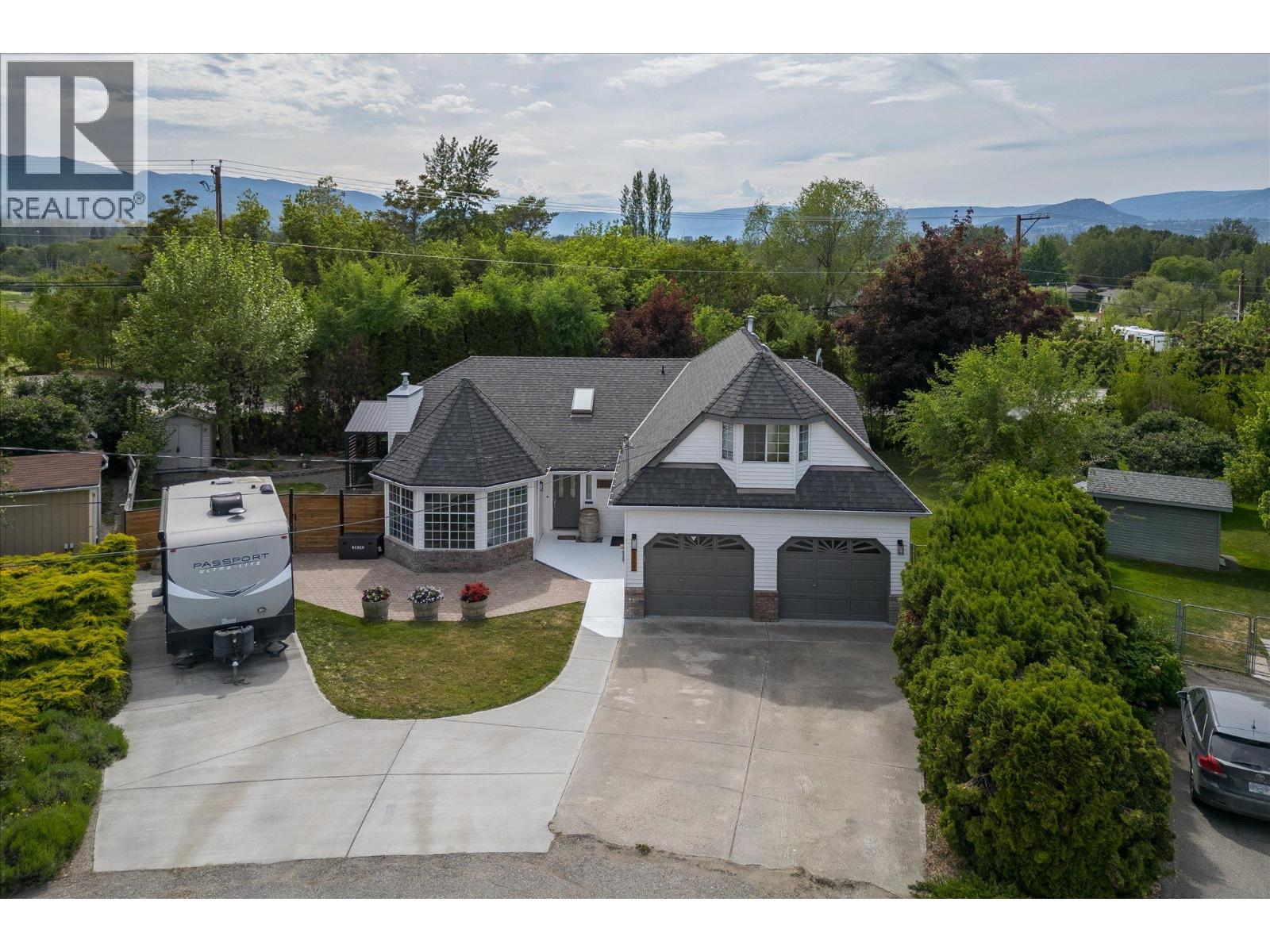 3418 Mariposa Court, kelowna, British Columbia