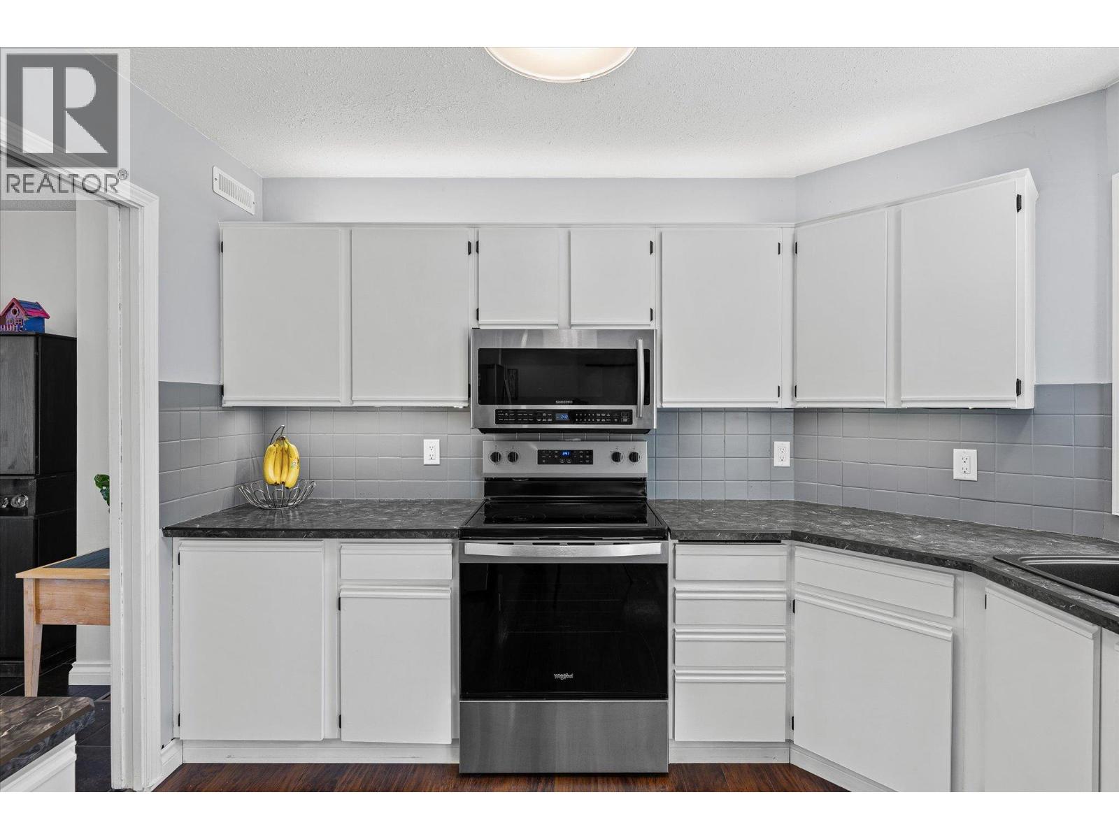 3418 Mariposa Court, Kelowna, British Columbia  V1W 2S9 - Photo 13 - 10387359