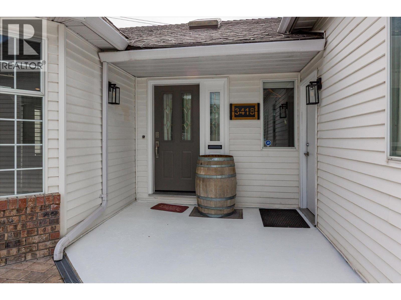 3418 Mariposa Court, Kelowna, British Columbia  V1W 2S9 - Photo 3 - 10387359