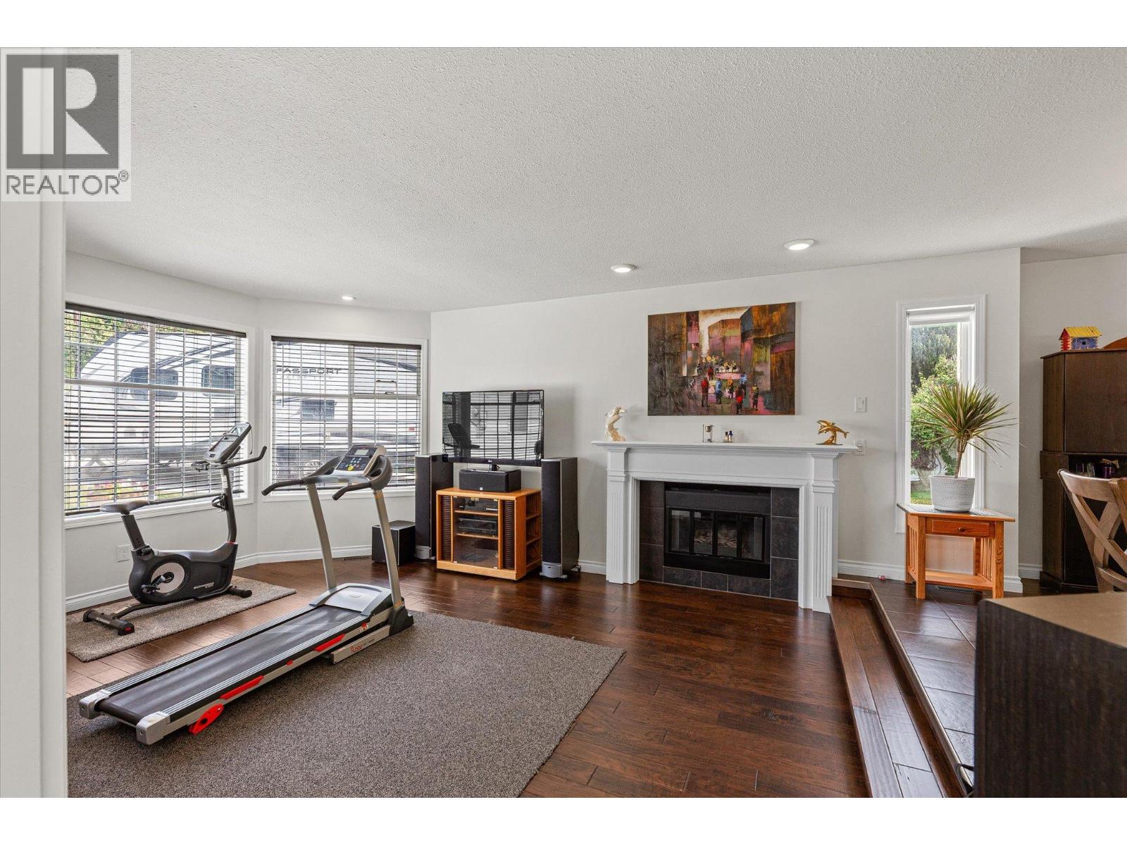 3418 Mariposa Court, Kelowna, British Columbia  V1W 2S9 - Photo 5 - 10387359