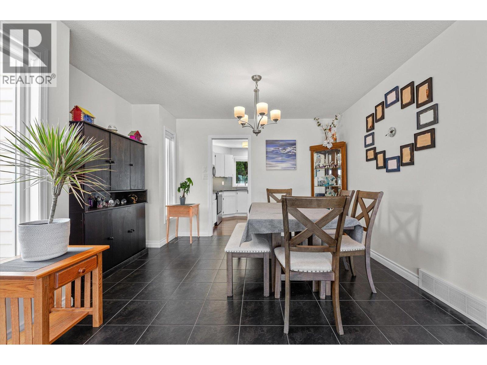 3418 Mariposa Court, Kelowna, British Columbia  V1W 2S9 - Photo 8 - 10387359