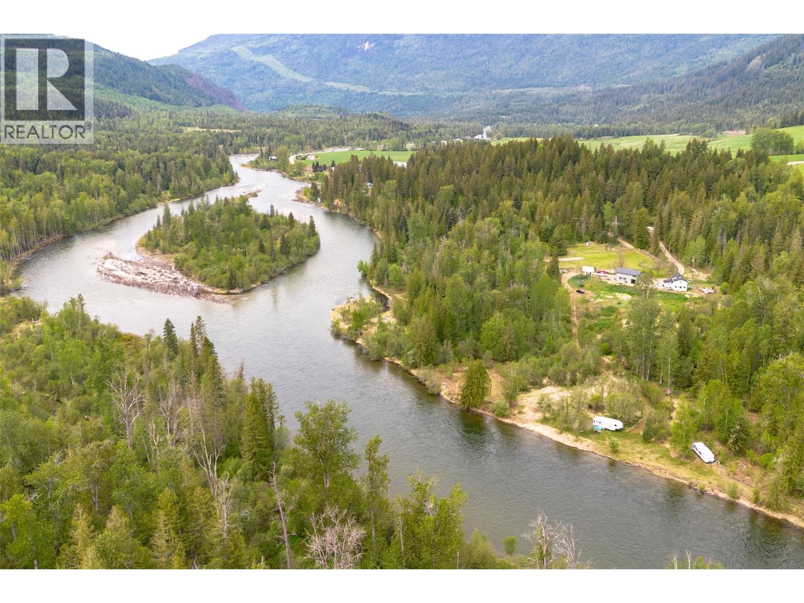 2904 Enderby Mabel Lake Road, Enderby, British Columbia  V0E 1V5 - Photo 2 - 10387333