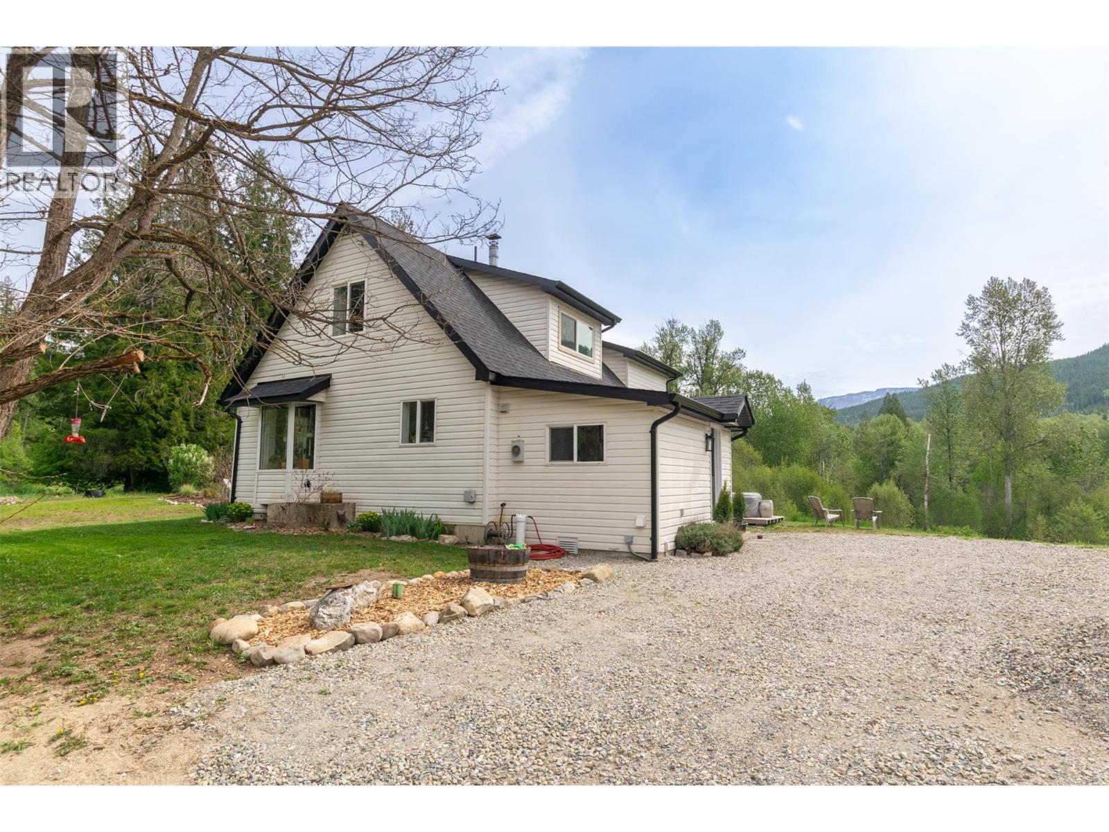 2904 Enderby Mabel Lake Road, Enderby, British Columbia  V0E 1V5 - Photo 40 - 10387333