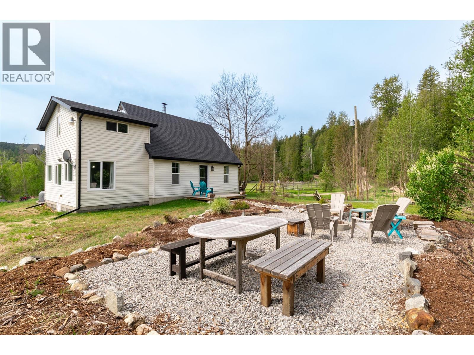 2904 Enderby Mabel Lake Road, Enderby, British Columbia  V0E 1V5 - Photo 43 - 10387333