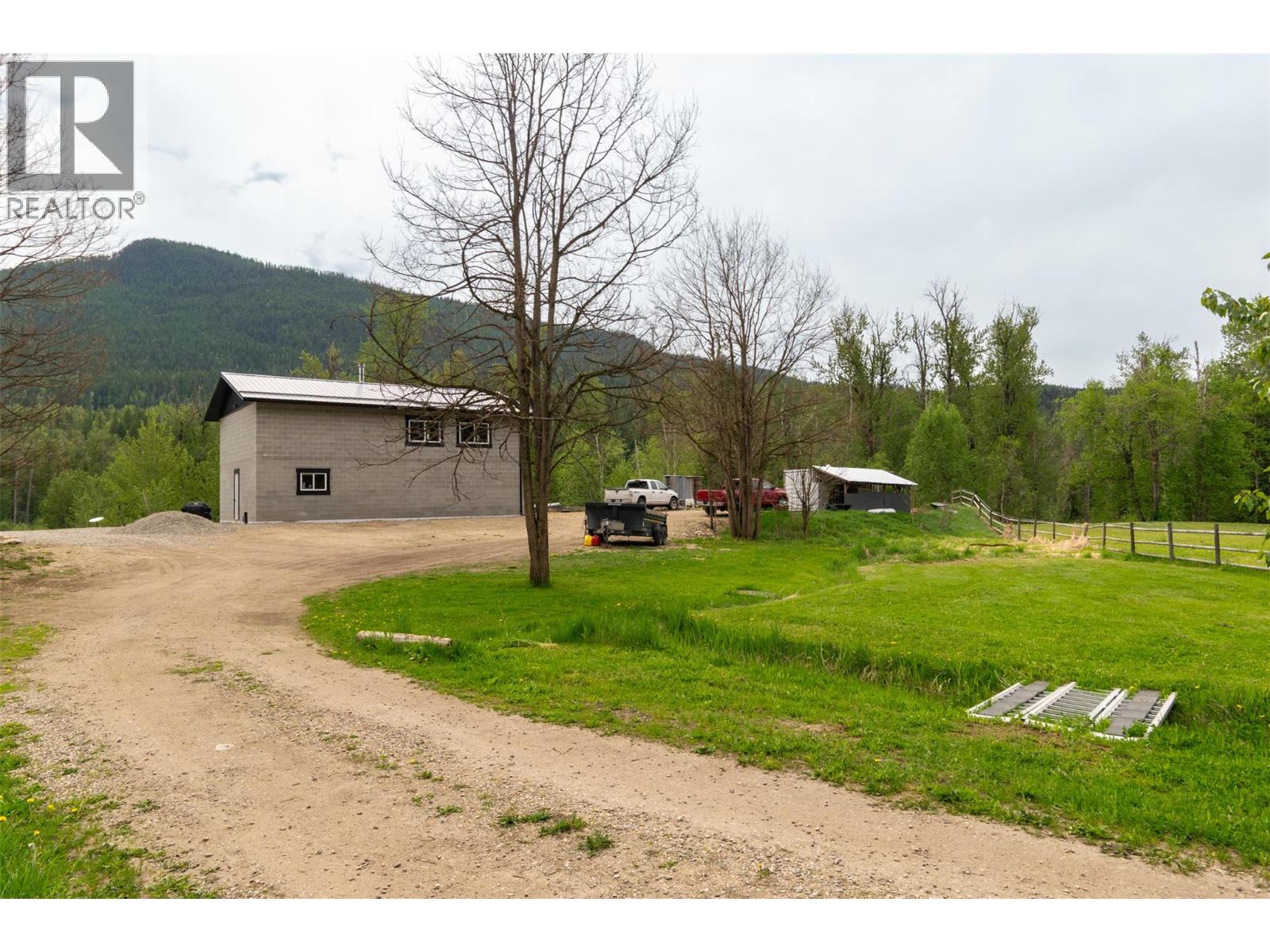 2904 Enderby Mabel Lake Road, Enderby, British Columbia  V0E 1V5 - Photo 50 - 10387333