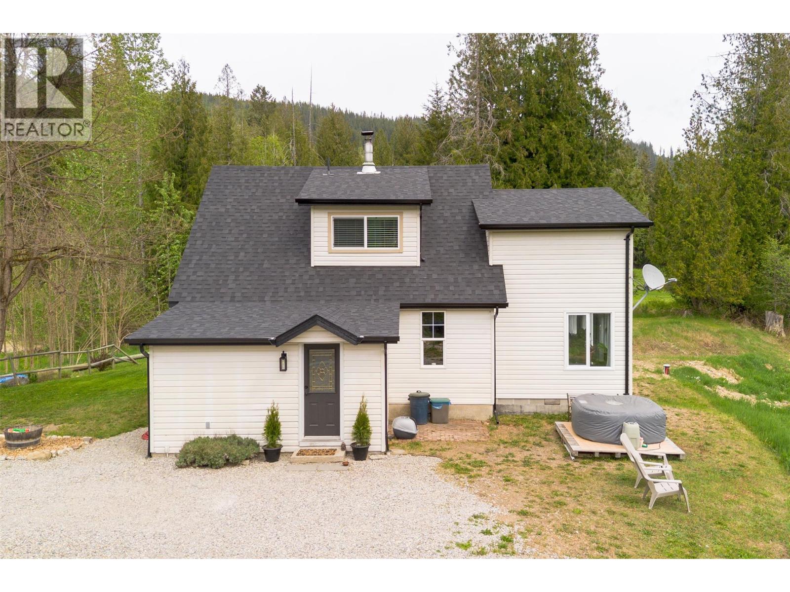 2904 Enderby Mabel Lake Road, Enderby, British Columbia  V0E 1V5 - Photo 79 - 10387333