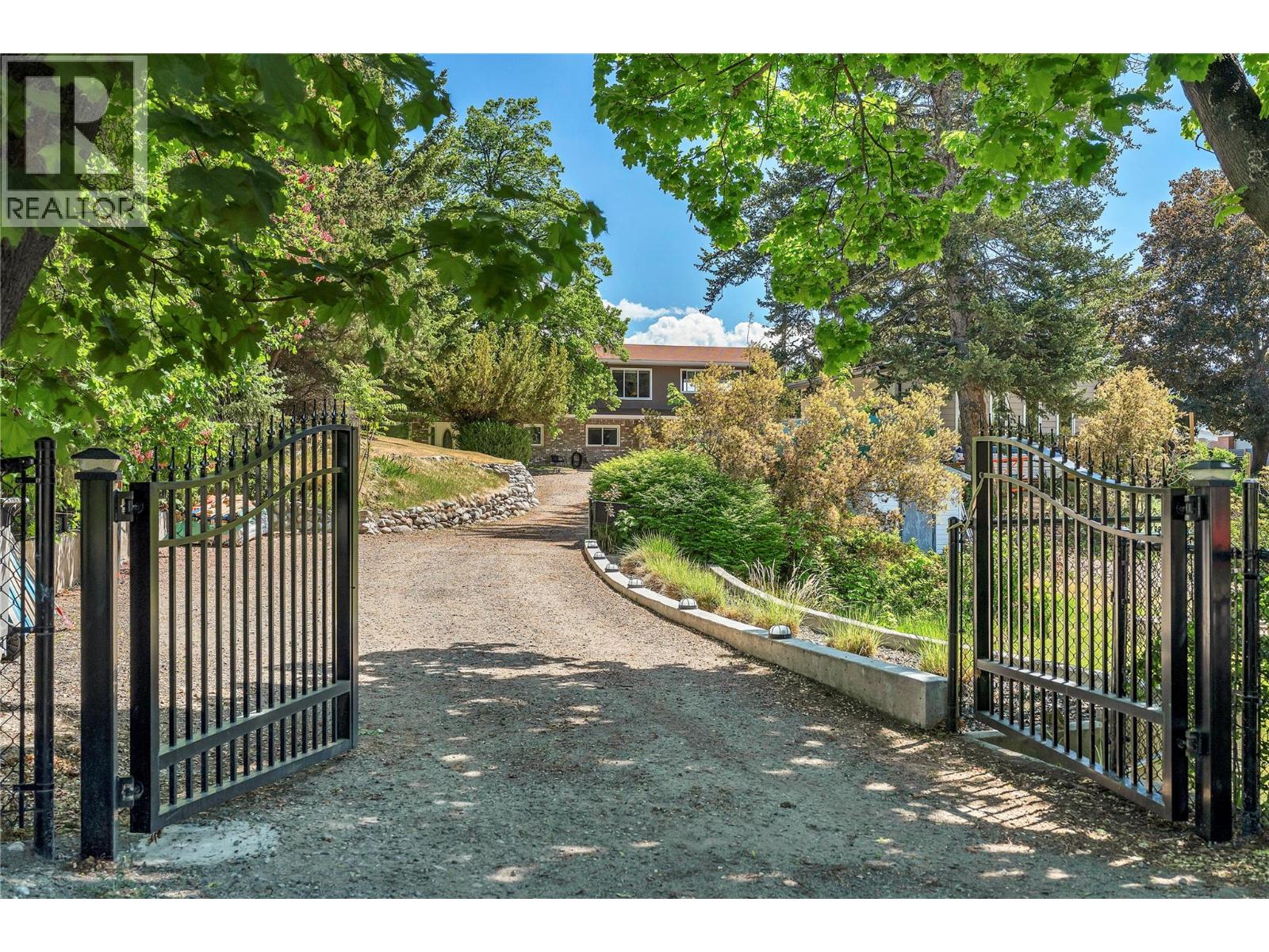 1213 Lambert Drive, Penticton, British Columbia  V2A 8Y5 - Photo 1 - 10387244