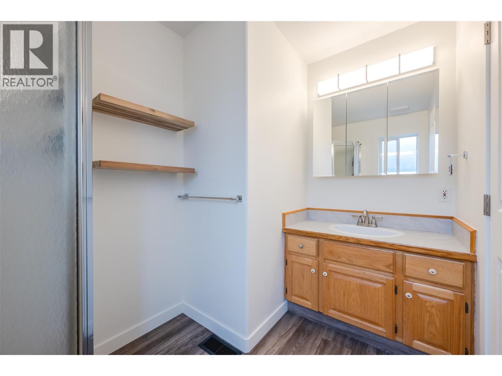 9702 Sargeant Street, Summerland, British Columbia  V0H 1Z3 - Photo 18 - 10387561