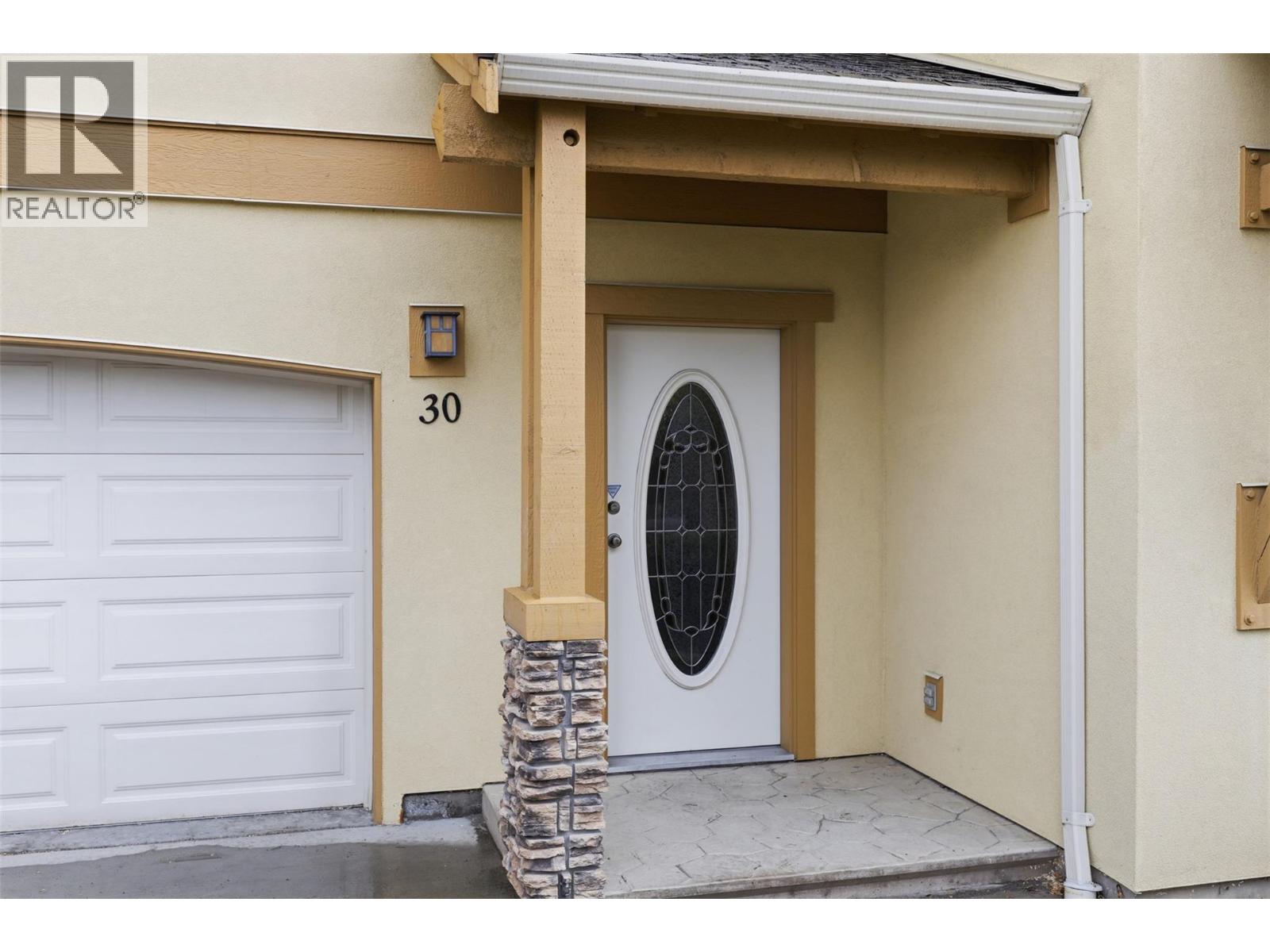 1055 Aberdeen Drive Unit# 30, Kamloops, British Columbia  V1S 2A7 - Photo 2 - 10387560