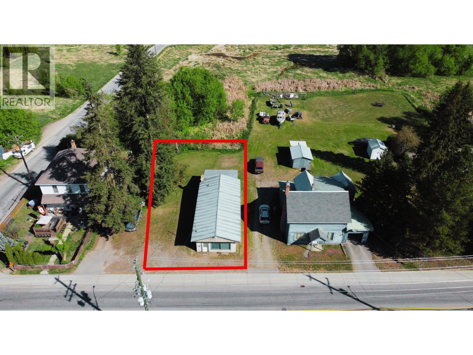 2570 Wood Avenue, armstrong, British Columbia
