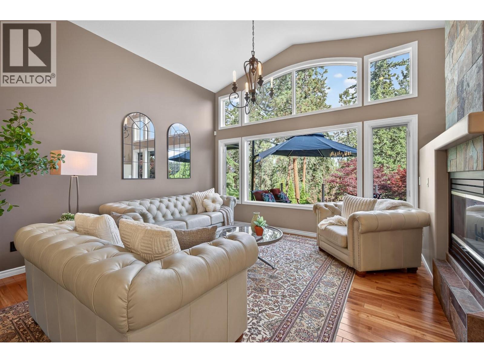3929 Gallaghers Circle, Kelowna, British Columbia  V1W 3Z9 - Photo 12 - 10387357