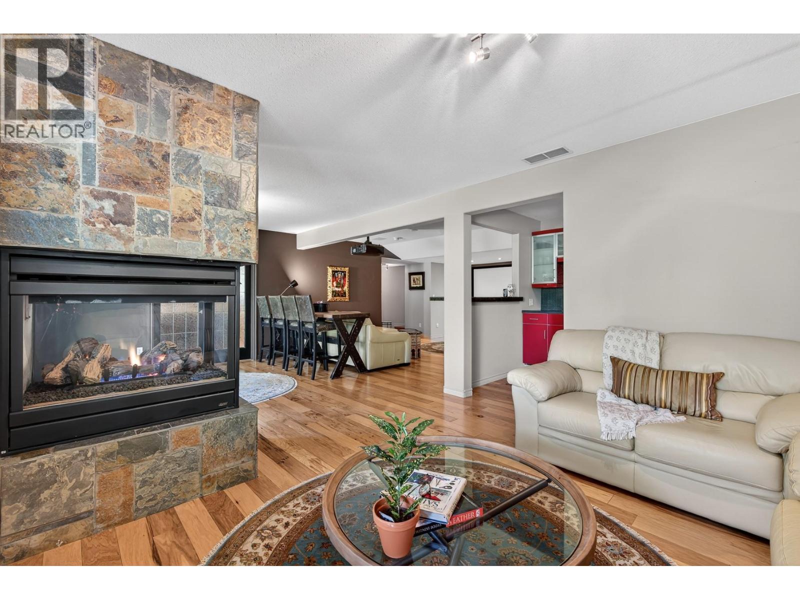3929 Gallaghers Circle, Kelowna, British Columbia  V1W 3Z9 - Photo 64 - 10387357