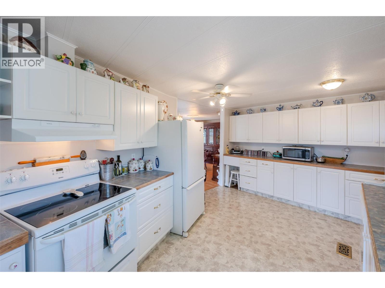 6601 Tucelnuit Drive Unit# 113, Oliver, British Columbia  V0H 1T3 - Photo 14 - 10387385