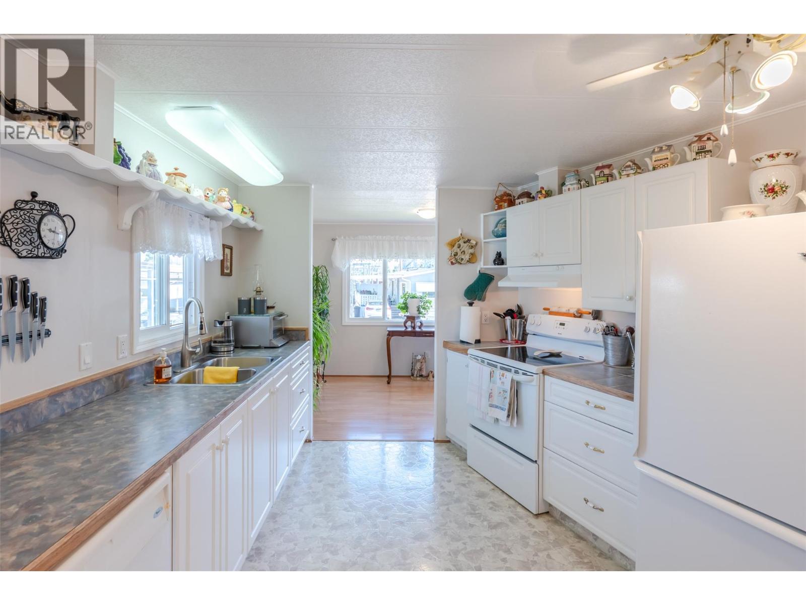 6601 Tucelnuit Drive Unit# 113, Oliver, British Columbia  V0H 1T3 - Photo 16 - 10387385