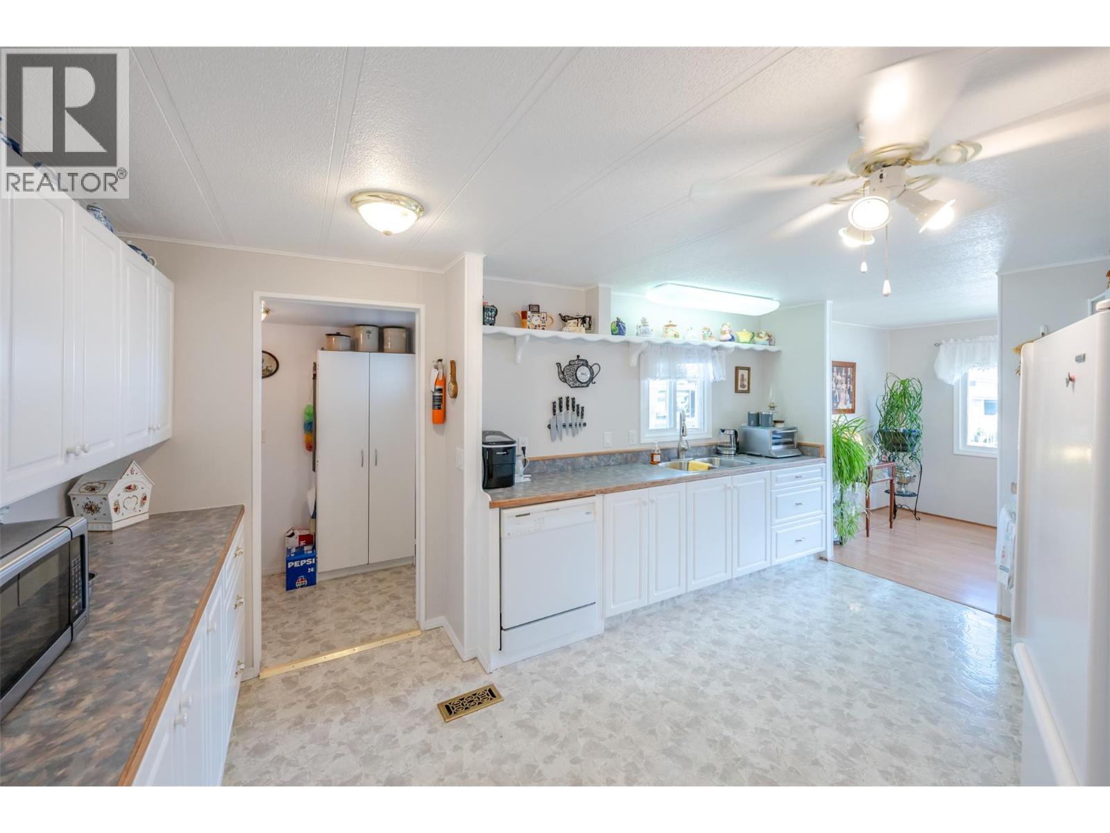 6601 Tucelnuit Drive Unit# 113, Oliver, British Columbia  V0H 1T3 - Photo 17 - 10387385